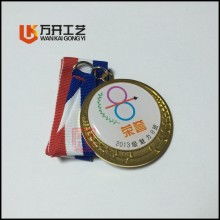 平陽縣宇霄工藝品廠 專業(yè)定制禮品、錢幣冊、紀念章與辦公用品